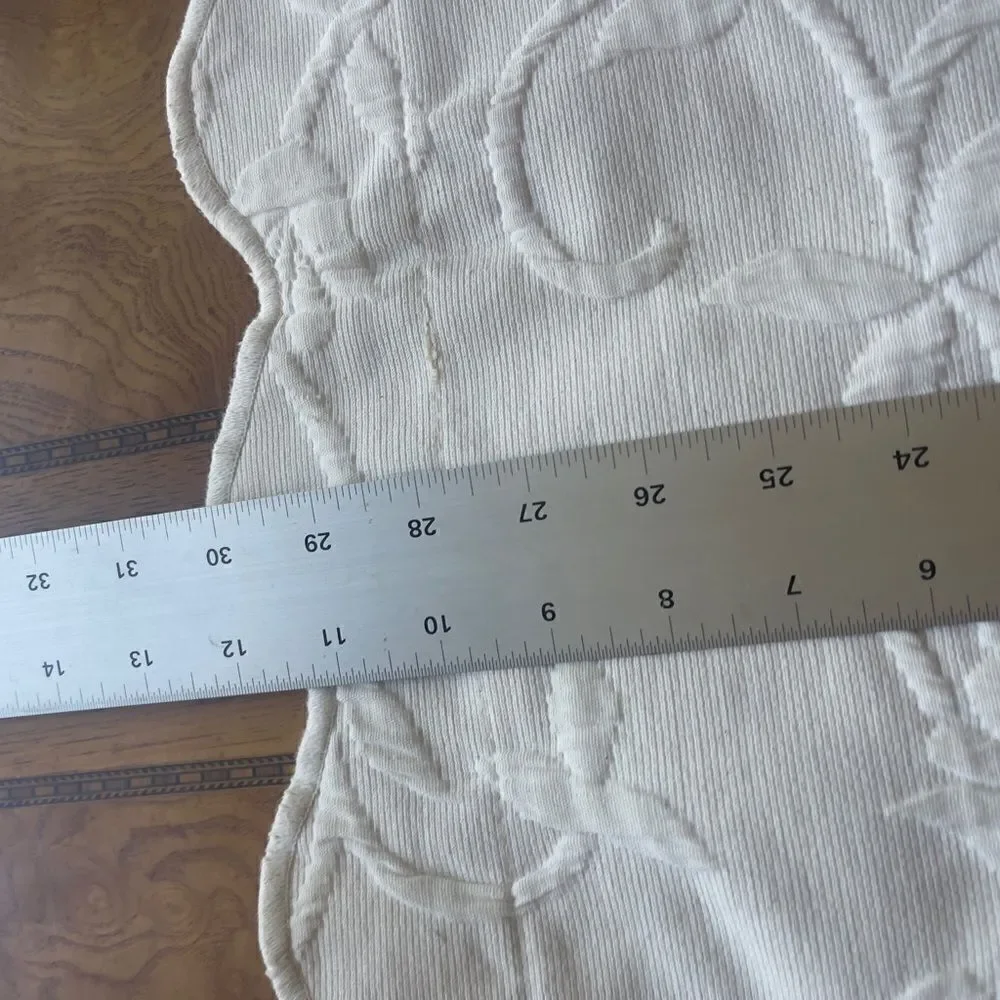 Standard size pillow sham!